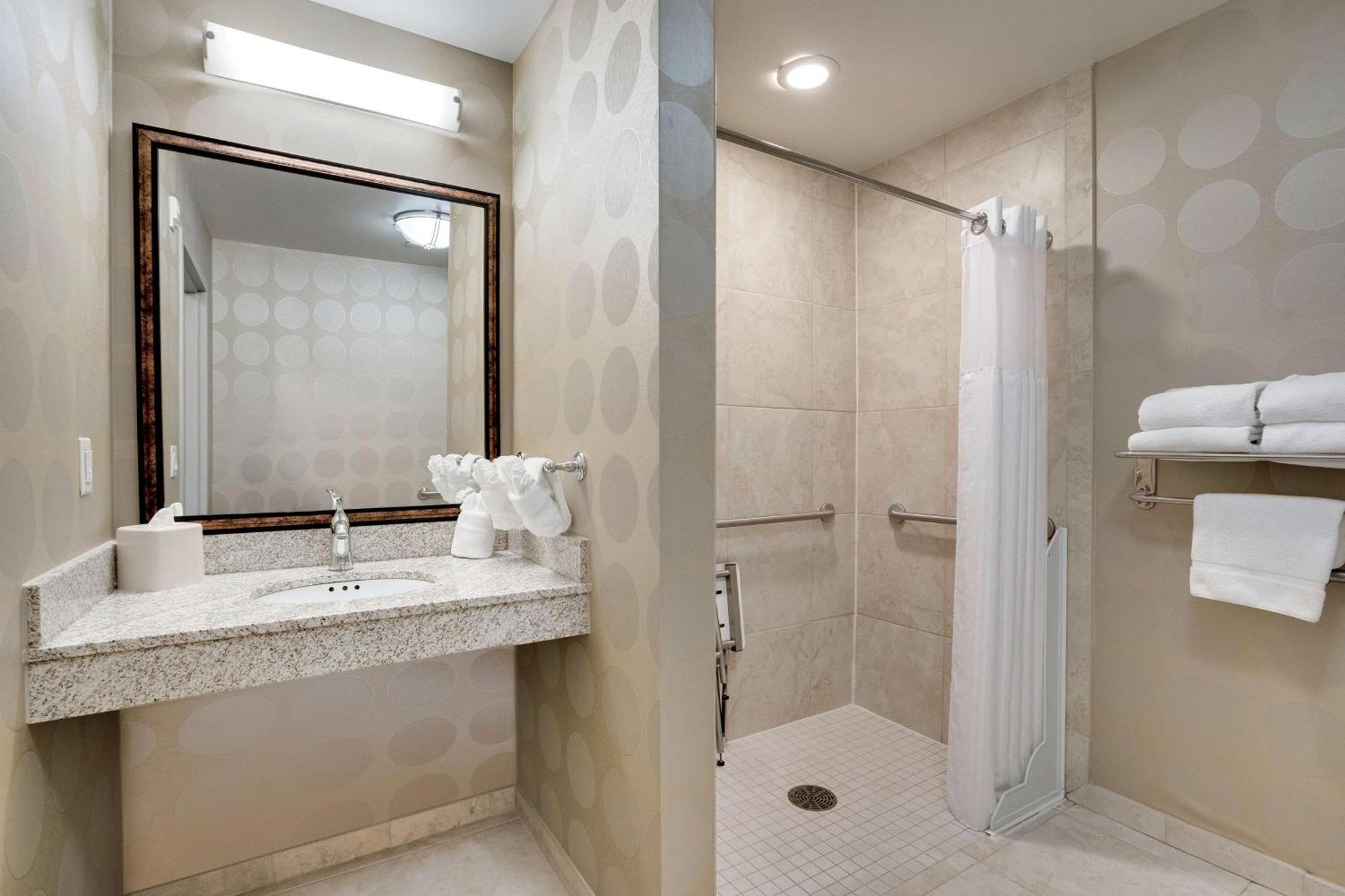 Hilton Garden Inn Milwaukee Airport Ngoại thất bức ảnh