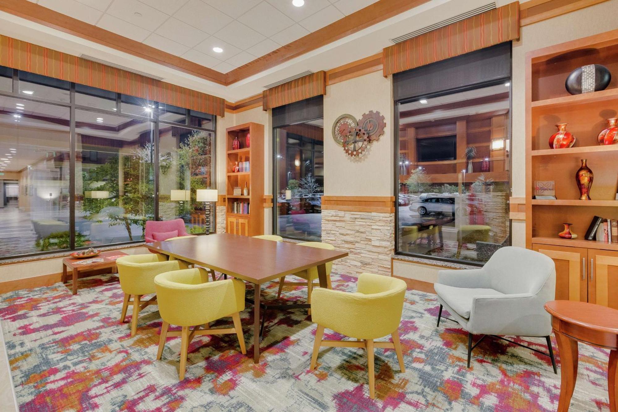 Hilton Garden Inn Milwaukee Airport Ngoại thất bức ảnh