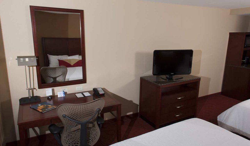 Hilton Garden Inn Milwaukee Airport Ngoại thất bức ảnh